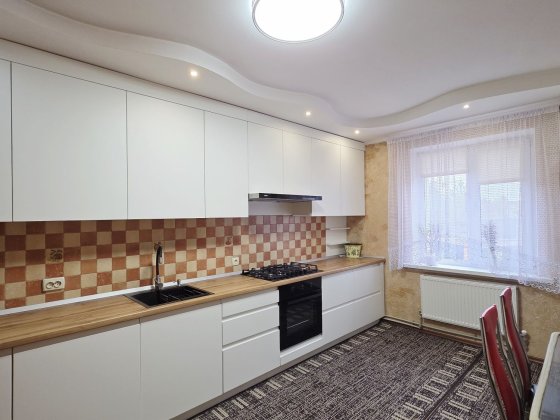 Оренда 3-кім окремого будинку з банею та альтанкою Житомир