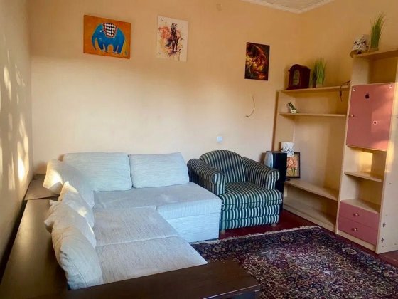 Оренда 1/2 будинку з власним подвірʼям в 10 хв м Либідська Киев