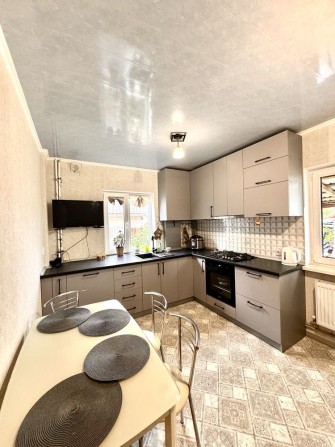 Оренда частини будинку провул.Капітульний - фото 1