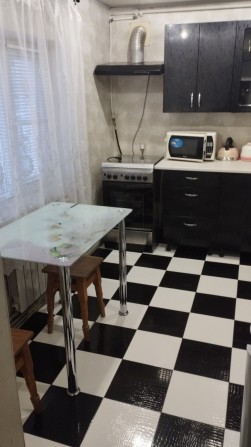 Здам дом, район 12 квартал,пос,Мирный ул Манжуры 6 - фото 1