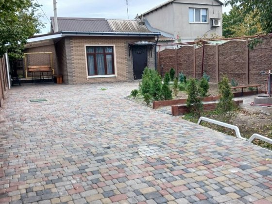 Здається будинок на Космосі можна військовим