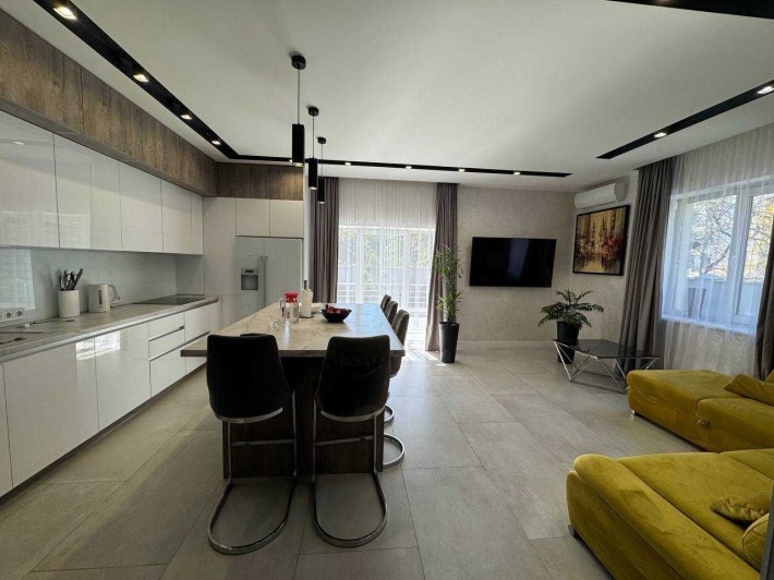 Оренда сучасного будинку (котеджу) вул. Пасічна - фото 1