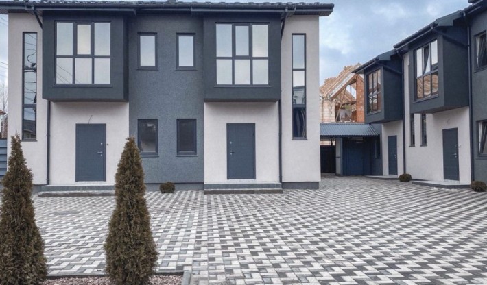 Продам таунхаус 91 м² Петропавлівська Борщагівка Частковий ремонт - фото 1