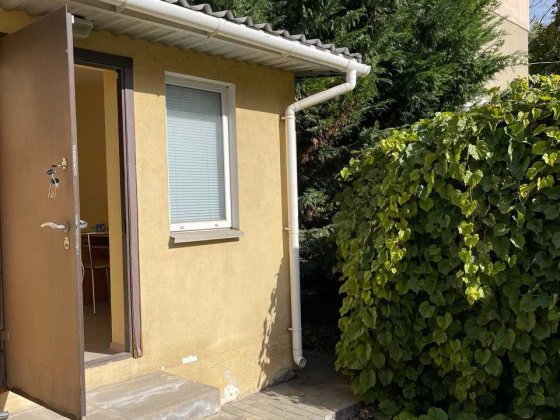 Частный дом Центр Приморский район, гараж, земля сертификат,программы. Одеса