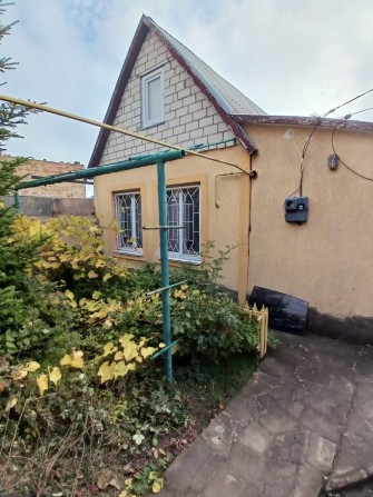 Сдаю ДОМ‼️все удобства +сауна Р.Роща место под авто,сауна здаю БУДИНОК - фото 1