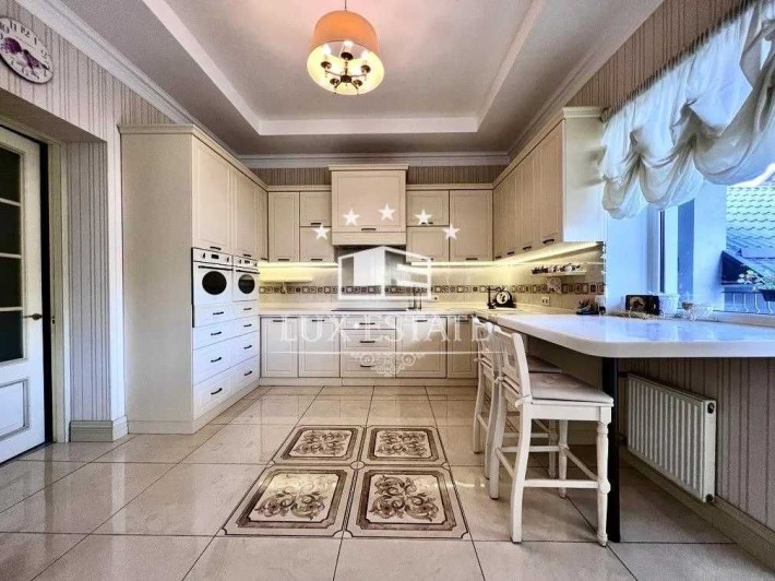 Аренда дома с цокольным этажом на Холодной Горе - фото 1