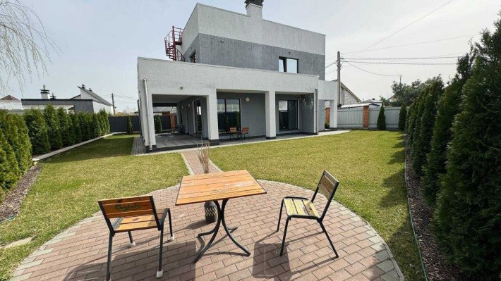 Оренда сучасного будинку біля Осокор Резиднс - фото 1