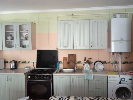 Отдельный дом, 20 мин. пешком - ст.м. "Теремки" Киев