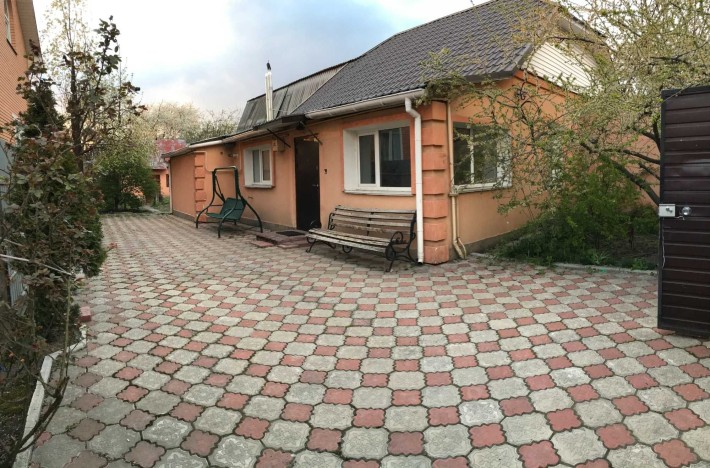 Оренда частини будинку вул.Зелена р-н.Соломʼянський - фото 1