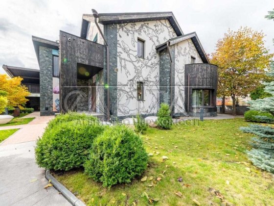 Оренда /Будинок /397 м2 /Солом'янський район /вул. Радченка Петра, 11 Киев