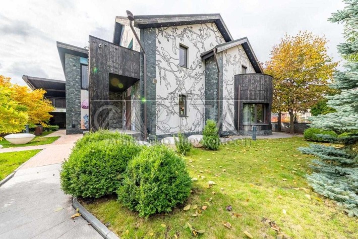 Оренда /Будинок /397 м2 /Солом'янський район /вул. Радченка Петра, 11 - фото 1