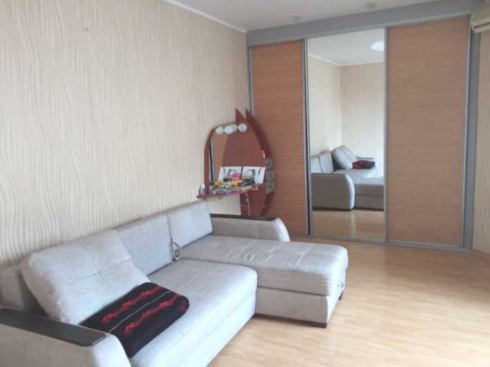 Сдам  домик квартиру  на Леваневского-8ст Б Фонтана - фото 1