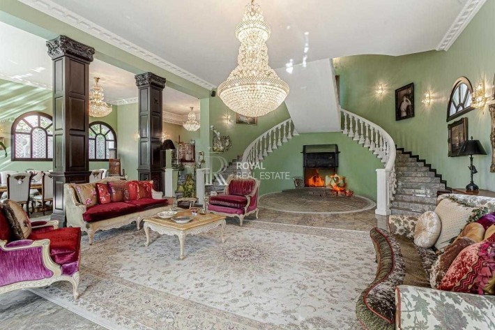 Оренда Будинок 604 м.кв 4-к Печерськ Центр Тераса Гараж СПА - фото 1