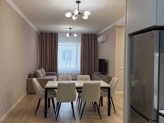 Оренда 4-к, Таун Хаус, Генератор, Автономне опалення, Садова 1-Б Киев