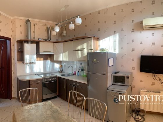 Аренда коттеджа Золотой берег/16-я станция Фонтана (3 спальни) Одеса