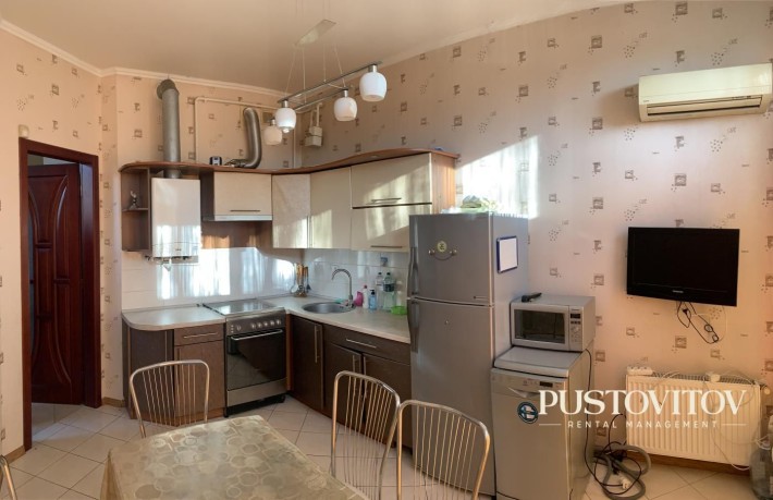 Аренда коттеджа Золотой берег/16-я станция Фонтана (3 спальни) - фото 1