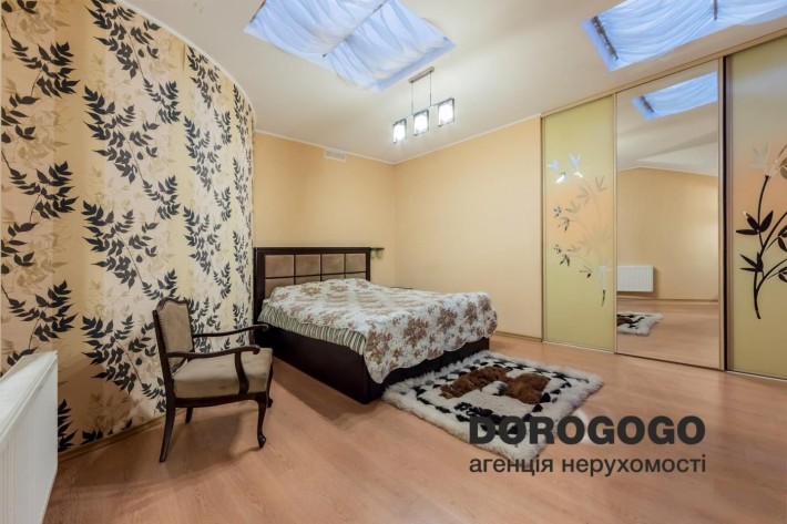 Оренда будинку 716 м2 пров. Малокитаївський 8 Київ - фото 1