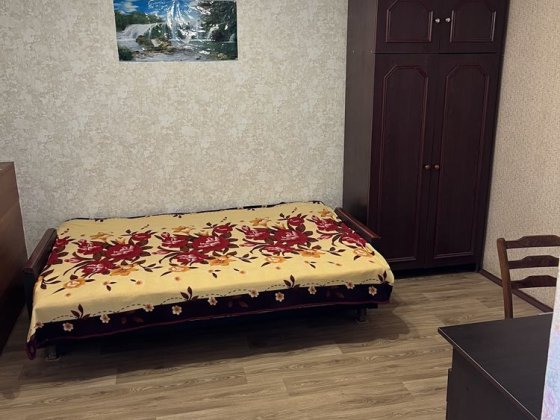 Сдам 1 комнатную квартиру на земле . Бабушкина Одеса