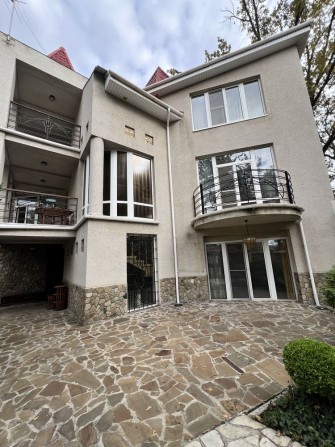 Дом Львовская Макаренко 13 станция Большого Фонтана - фото 1