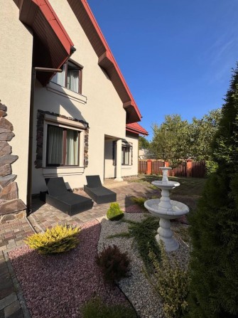 Оренда ексклюзивного будинку 250м² з терасою та гаражем, Чукалівка - фото 1