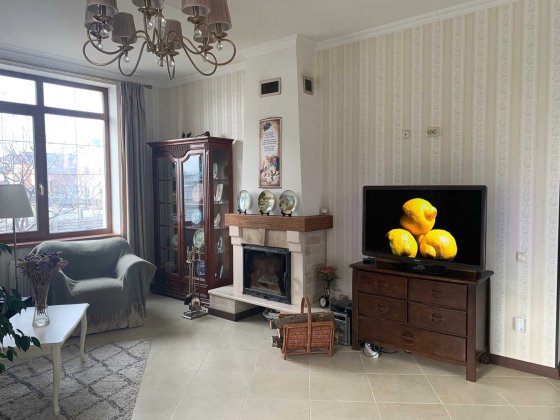 Комфортний будинок з газом у с. Гатне, 1,5 км від Метро Теремки Гатне