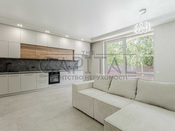 Здається в оренду зручний будинок-таунхаус в Гатному 180м2 Гатное