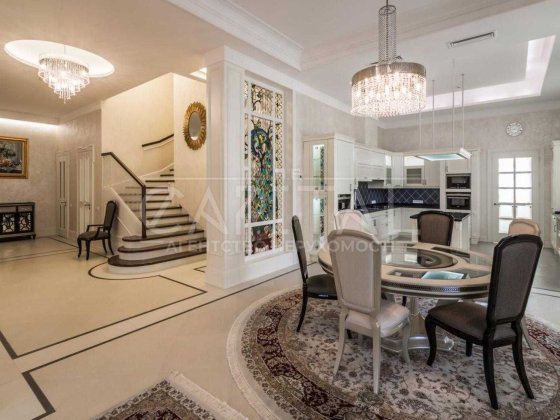 Здається в оренду шикарний будинок 755м2 у Ворзелі 70 соток в лісі Ворзель