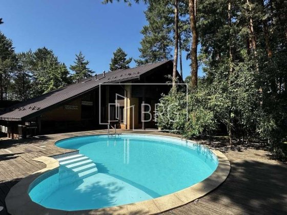 Аренда дома с бассейном в сосновом лесу Пятихатки Конча-Заспа без% Козин