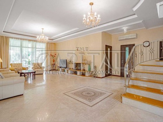 Оренда будинку з басейном в КМ  "Золоче". Вишенки