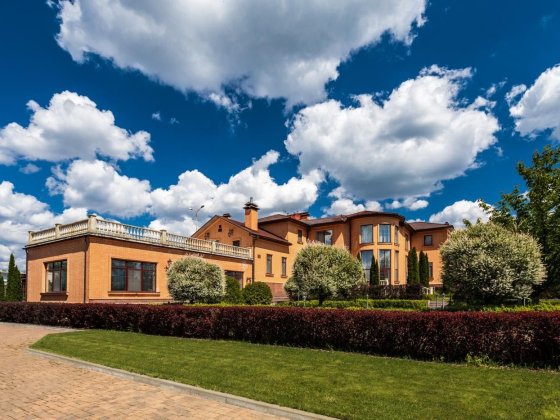 Оренда великого будинку, дом Лесники Лесники