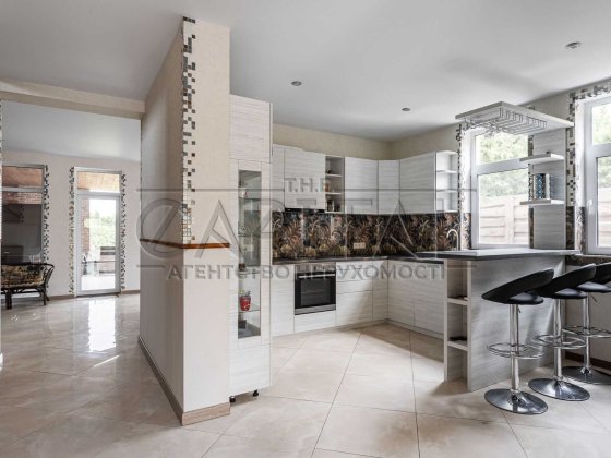 ОРЕНДА будинку Підгірці, можна з тваринами Подгорцы