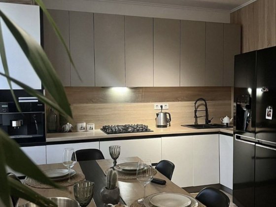 Оренда Будинку | ТаунХауса | Є Цокольний Поверх | Газ | є Відео Вита-Почтовая