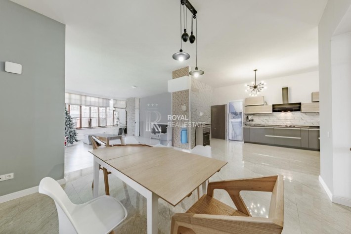 Оренда будинку Мощун 7к 330м2 Бучанський район Пуща-Водиця Сонячна вул - фото 1