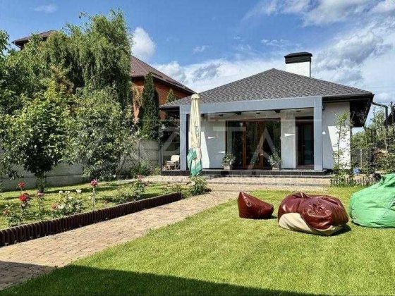 Оренда будинку, с. Погреби, Броварський р-н, є генератор Погребы