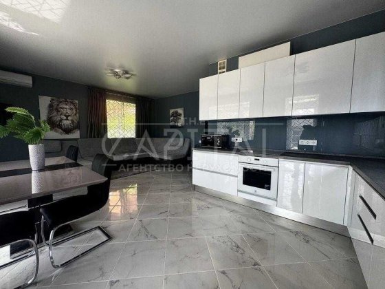 є генератор! Здається в оренду дизайнерський будинок в Погребах 100м2 Погребы