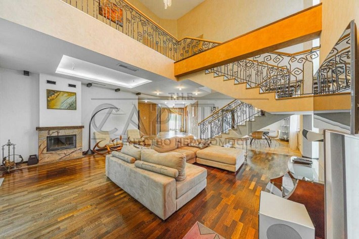 Пропонуємо в оренду дизайнерський будинок 441 м2 в Романкові - фото 1