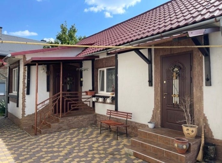 Довготривала оренда будинку за Винниками (15 км від Львова) - фото 1