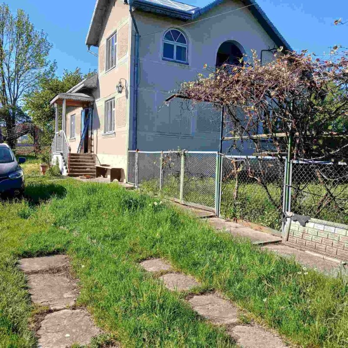 Оренда двоповерхового будинку - фото 1