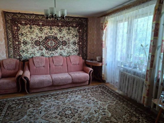 Здаю 1 кімнату в трьохкімнатній квартирі в центрі міста Ковель