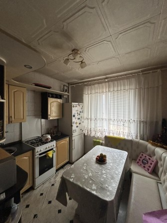 Сдам комнату в 2х-комнатной квартире по б. Краматорскому 39, 4 этаж. - фото 1