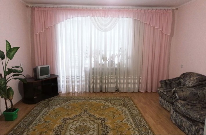 Оренда кімнати для дівчини від власника - фото 1