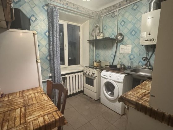 Оренда кімнати для дівчини в центрі міста Хмельницкий