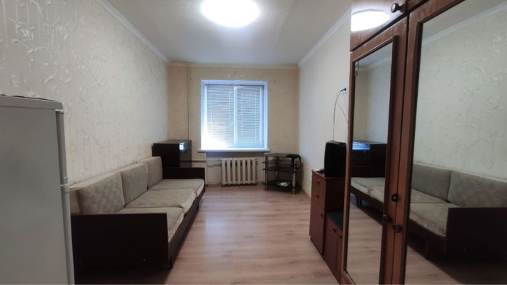 Оренда кімнати в гуртожитку, Молодіжна - фото 1