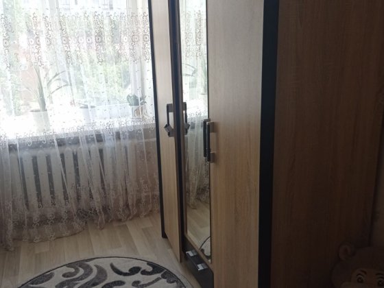 Візьму на квартиру дівчину Луцьк