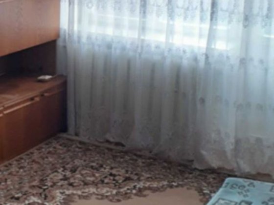 Здається кімната в будинку для хлопця Суми