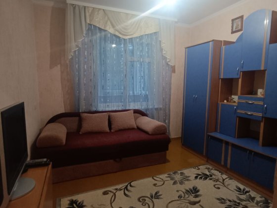 Оренда кімнати для проживання дівчини. Автовокзал.