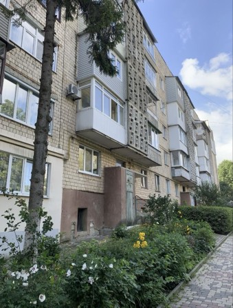 Здам для дівчини окрему кімнату в 4-кімн квартирі на Бульварі - фото 1