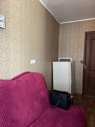Кімната в гуртожитку Червоний Міст. - фото 1