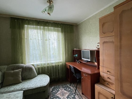 Здаю кімнату в 3-кімнатній квартирі для дівчини Черкаси