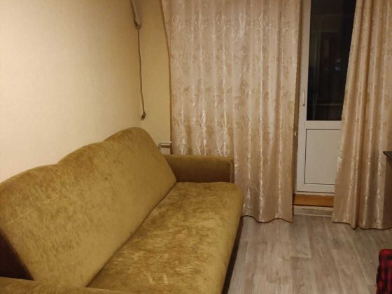 Кімната метро Мінська без господарів Киев